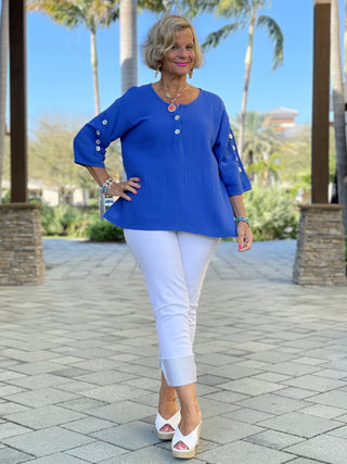 BLUE WAFFLE 3 BUTTON TOP - Cathys Place