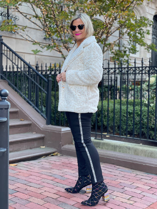 BLING PERFECTION BLACK JEAN - Cathys Place