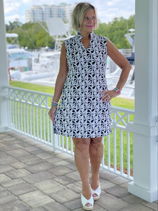 BLACK AND BEIGE COLLAR DRESS - Cathys Place