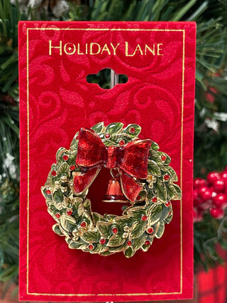 HOLIDAY WELCOME WREATH PIN - Cathys Place