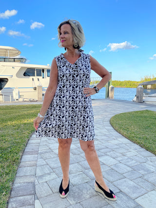 BLACK AND BEIGE RUFFLE DRESS