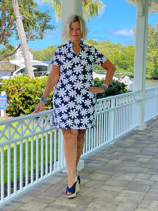 NAVY DAISY SHORT SLEEVE DRESS