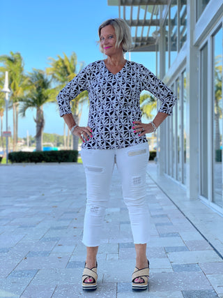 BLACK AND BEIGE V-NECK TOP - Cathys Place