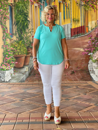 AQUA SHORT SLEEVE TOP