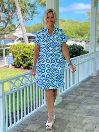 AQUA DIAMONDS SHORT SLEEVE DRESS