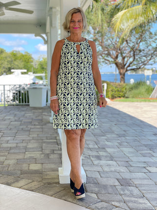 GREEN NAVY PALM KEYHOLE DRESS - Cathys Place