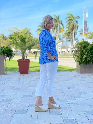 AQUA LANE V-NECK TOP - Cathys Place