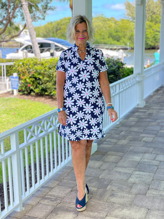 NAVY DAISY SHORT SLEEVE DRESS