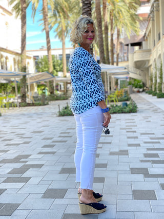 MELINA BLUE V NECK TOP