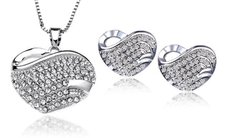 Parve Heart Necklace Set